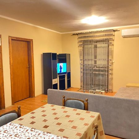 Guest House Vukovic 波德戈里察 外观 照片